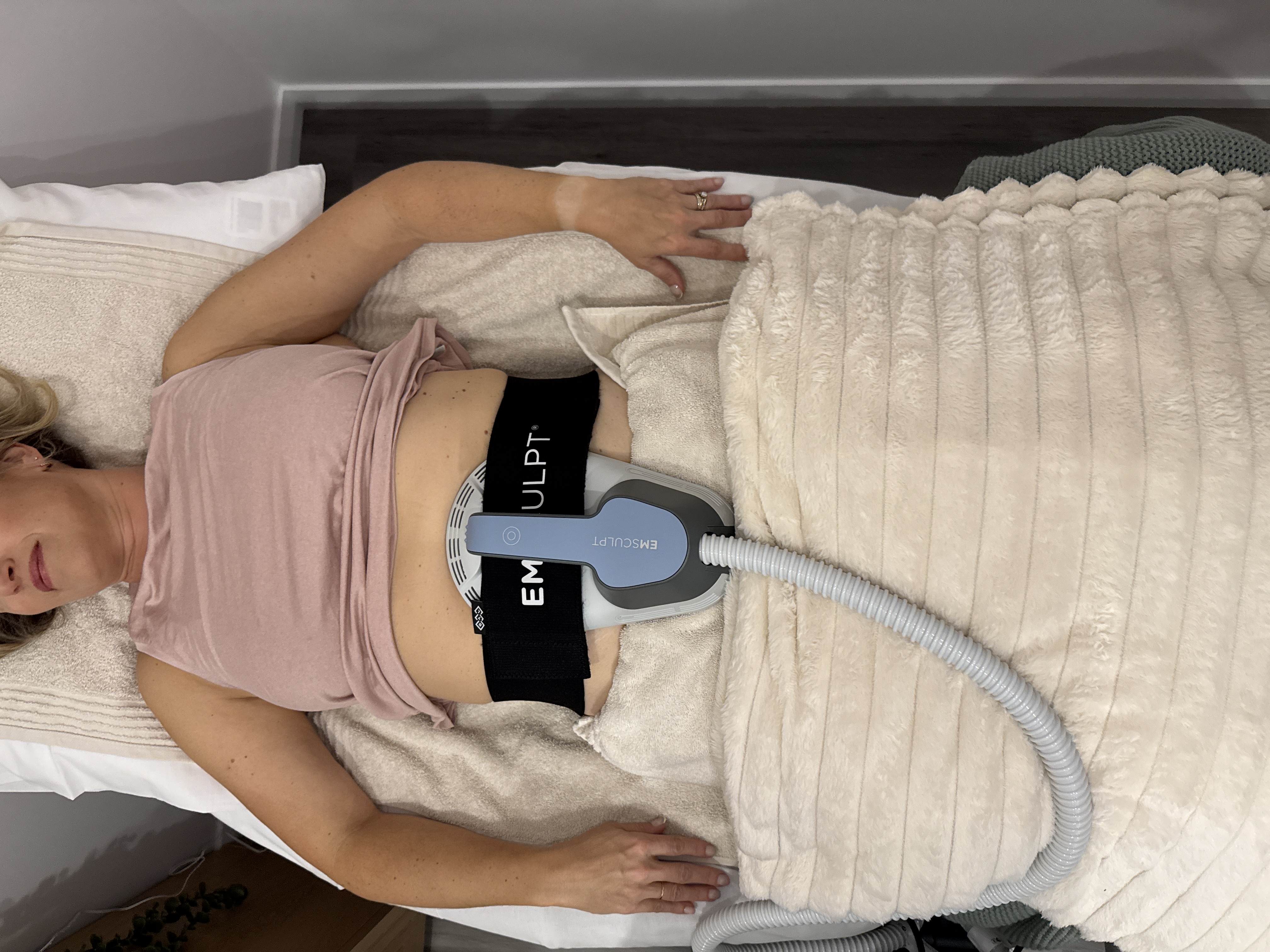 BTL Emsculpt body sculpting machine